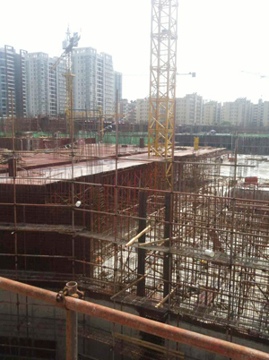 世家施工工地——地下室 JS復(fù)合防水涂料